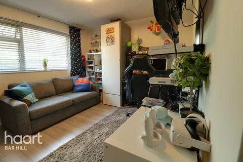 24 Bush Close, Comberton, Cambridge, CB23 7EG