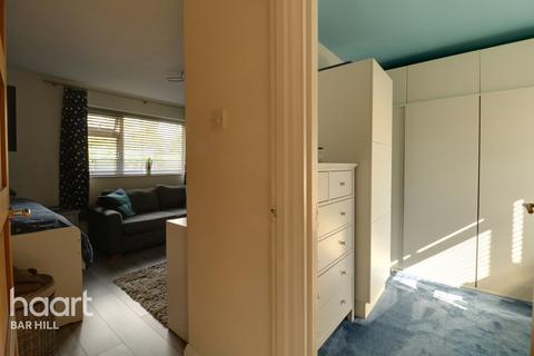 24 Bush Close, Comberton, Cambridge, CB23 7EG