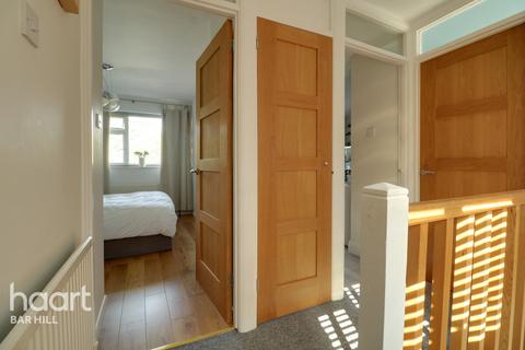 24 Bush Close, Comberton, Cambridge, CB23 7EG