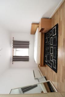 1 bedroom apartment to rent, Boston Manor road, Boston Manor