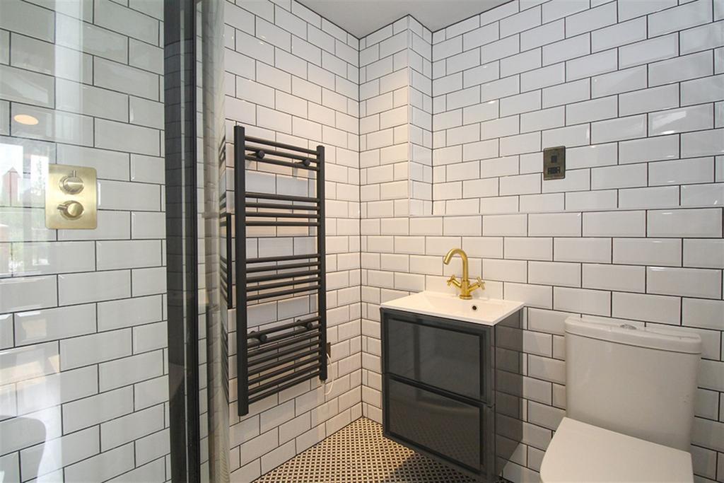 Ensuite Shower Room