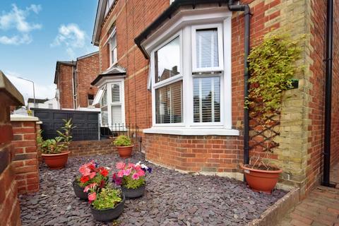 4 bedroom semi-detached house for sale, Hill View Road, Rusthall, Tunbridge Wells, Kent, TN4 8UJ