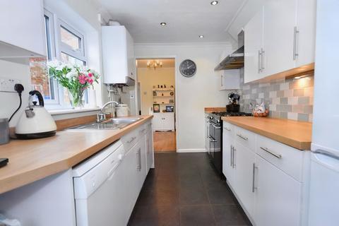 4 bedroom semi-detached house for sale, Hill View Road, Rusthall, Tunbridge Wells, Kent, TN4 8UJ