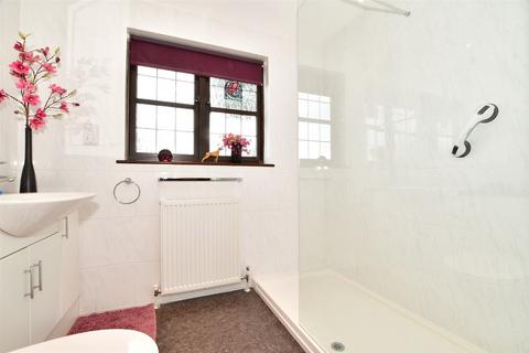 Monfa Ghyll Road, Crowborough, TN6 1ST