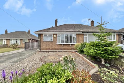 2 bedroom bungalow for sale - Glebelands Close, Garforth