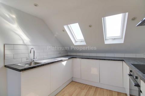 2 bedroom apartment to rent, Roseford Road, Cambridge