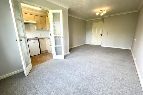 2 bedroom apartment for sale - St. Georges Avenue, Stamford