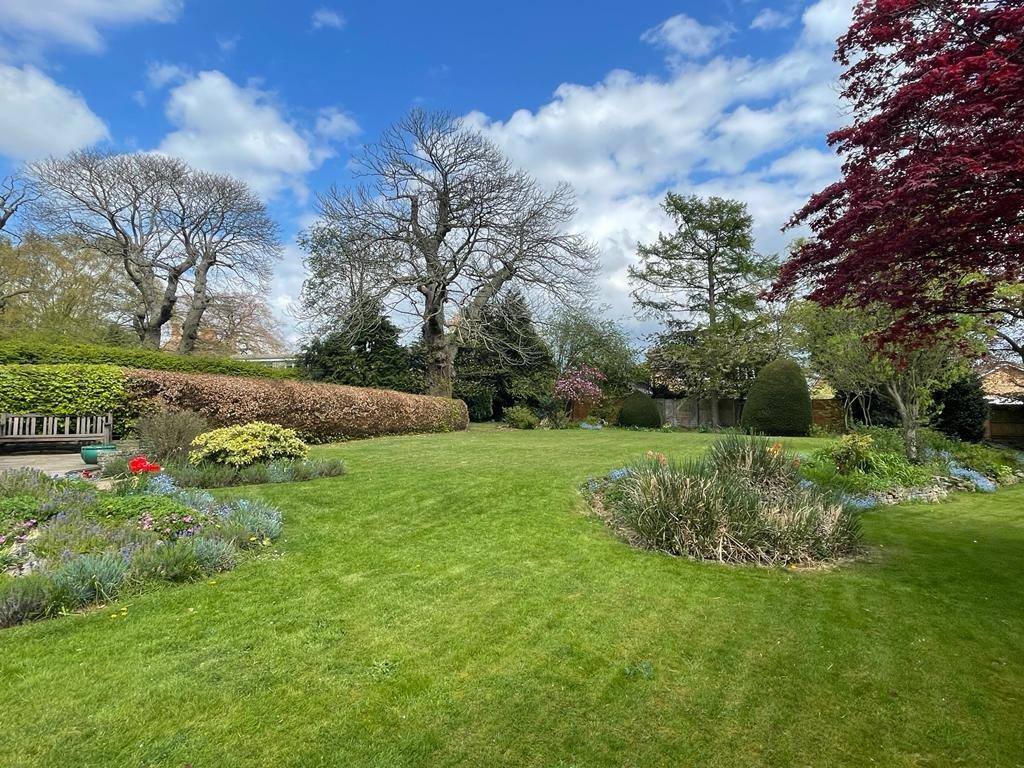 Burley Road, Oakham 4 bed detached house for sale £699,950