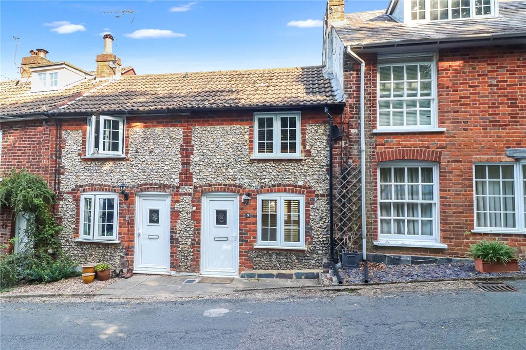 Amber Cottages, Barrack Hill, Coleshill, Amersham, HP7 2 bed terraced