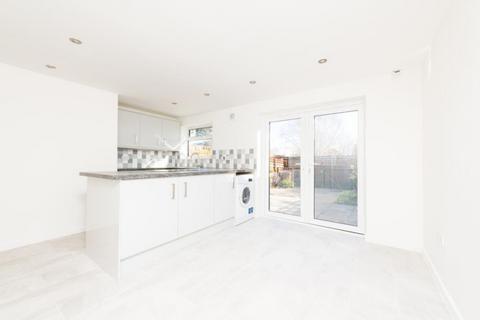 2 bedroom semi-detached house to rent, Islip, Oxfordshire, OX5