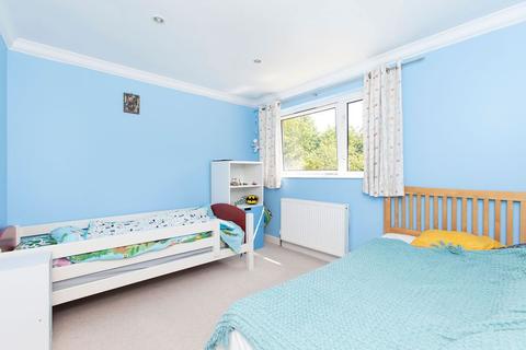 94 Eskvale Drive, Penicuik, EH26 8JJ