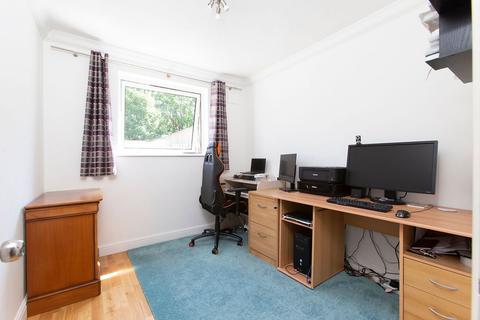 94 Eskvale Drive, Penicuik, EH26 8JJ
