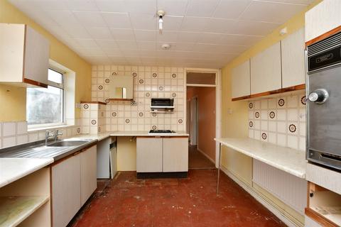 67 Augustine Road, Minster, Ramsgate, CT12 4DH