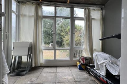 3 bedroom house to rent, The Rise, Neasden, NW10