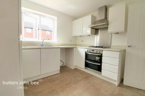 3 bedroom detached house to rent, Badens Croft Road, Crewe
