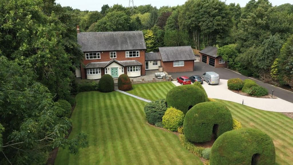 Moss House Lane, Westby, PR4 4 bed detached house for sale £1,150,000