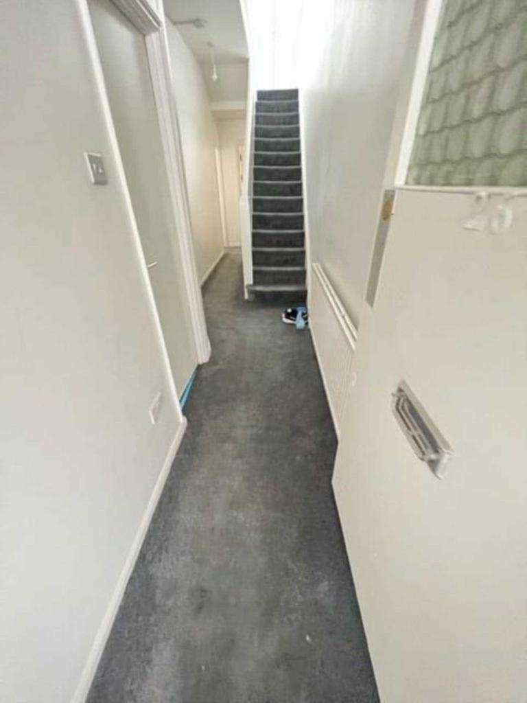 House in London - View 3