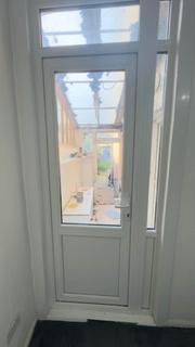 1 bedroom in a house share to rent, St`Mary Street, Plaistow