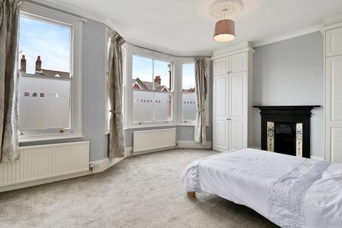 3 Mayhill Road, London, SE7 7JG