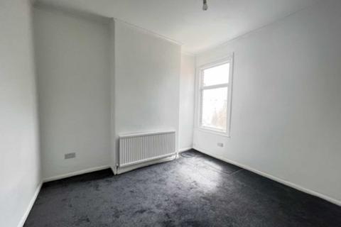 4 bedroom house share to rent, St`Mary Street, Plaistow