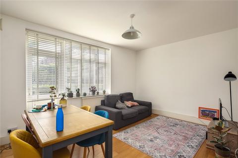 18 Almack Road, London, E5 0RL