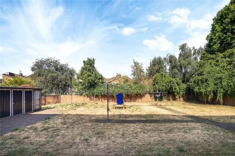18 Almack Road, London, E5 0RL