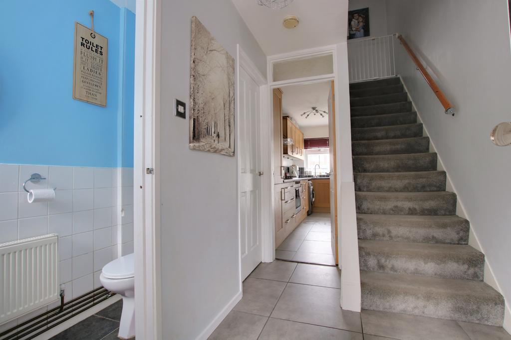 Lordshill, Southampton 3 bed end of terrace house £270,000
