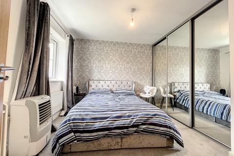 11 Linnitt Road, Snodland, ME6 5FE