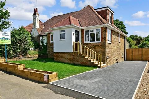 4 bedroom bungalow for sale - Carden Crescent, Patcham, Brighton, East Sussex