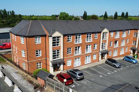 2 bedroom flat to rent, Martins Court, York, YO26