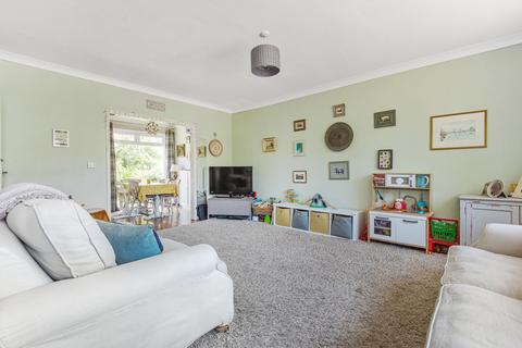 38 Oakways, London, SE9 2PD