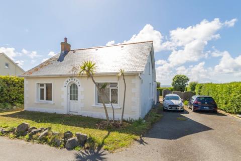 3 bedroom detached house for sale - Route de La Marette, St Saviour's, Guernsey