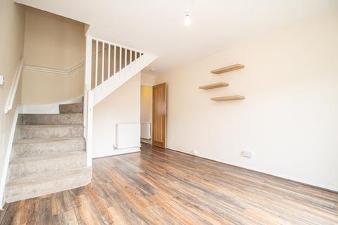 1 bedroom terraced house to rent, Woodland Crescent, Creigiau