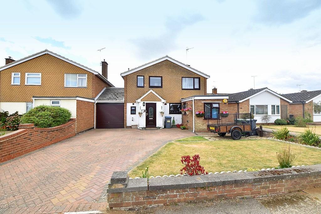 Colneis Road, Felixstowe, IP11 9LQ 3 bed detached house for sale £475,000