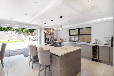 4 bedroom detached house for sale, Pescot Avenue, New Barn, Longfield, Kent, DA3