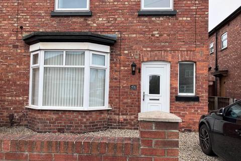 3 bedroom semi-detached house to rent, Geneva Road, Darlington