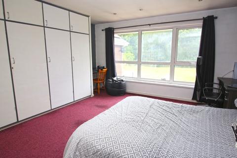 Blythwood House Beccles Road, Holton, Halesworth, IP19 8NQ
