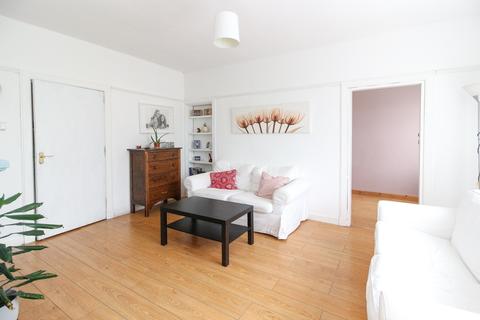 3 bedroom flat for sale - Pilton Avenue, Edinburgh EH5