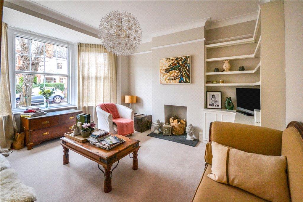 Panmuir Road, Wimbledon, SW20 2 bed £575,000