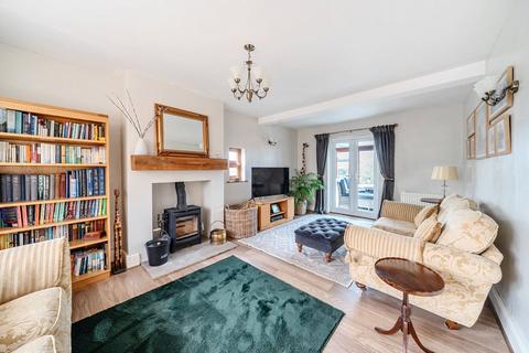 4 bedroom detached house for sale, Northampton Road, Blisworth, Northamptonshire, NN7
