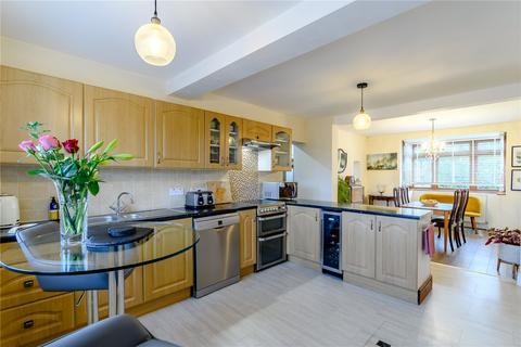 4 bedroom detached house for sale, Northampton Road, Blisworth, Northamptonshire, NN7
