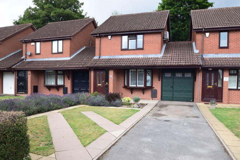 77 Gilpin Crescent, Pelsall, Walsall, WS3 4HX 3 bed link detached house £295,000