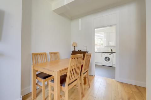 8a Springrice Road, London, SE13 6HR