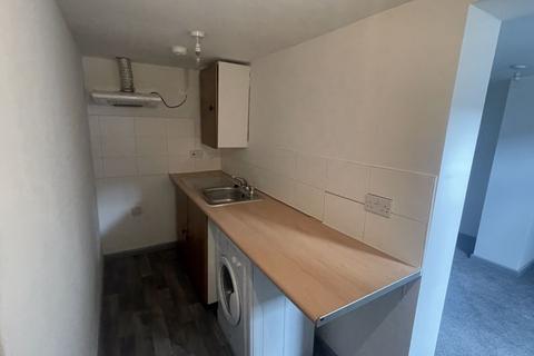 1 bedroom apartment to rent, Dewhurst Road, Huddersfield