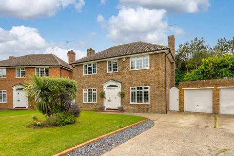 4 bedroom detached house for sale, Grange Court, Aldwick