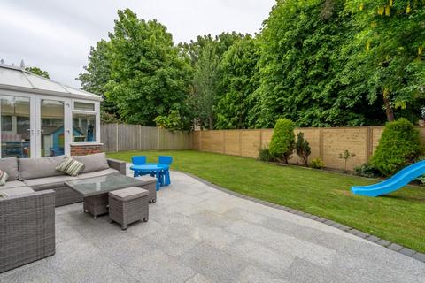 4 bedroom detached house for sale, Grange Court, Aldwick