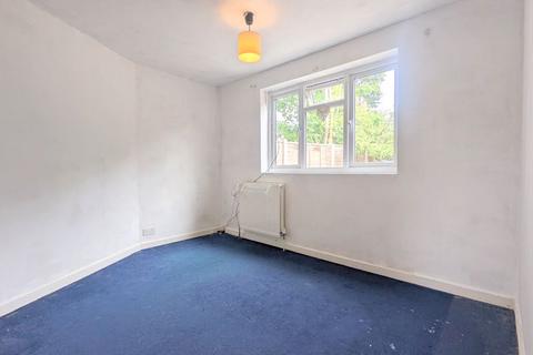 151 Firs Drive, Hounslow, TW5 9TB