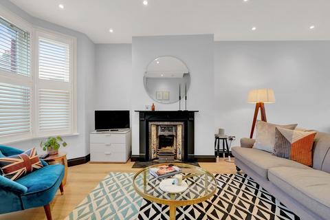 52 Salisbury Road, London, W13 9TX
