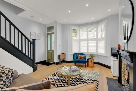 52 Salisbury Road, London, W13 9TX