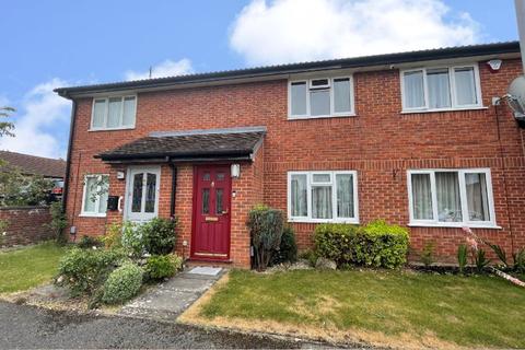 2 bedroom terraced house for sale - Catesby Green, Luton